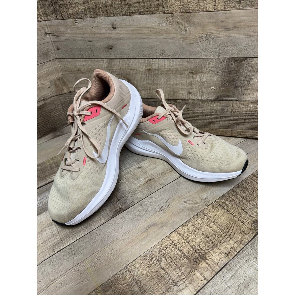 Nike Winflo 10 Women's Size 9